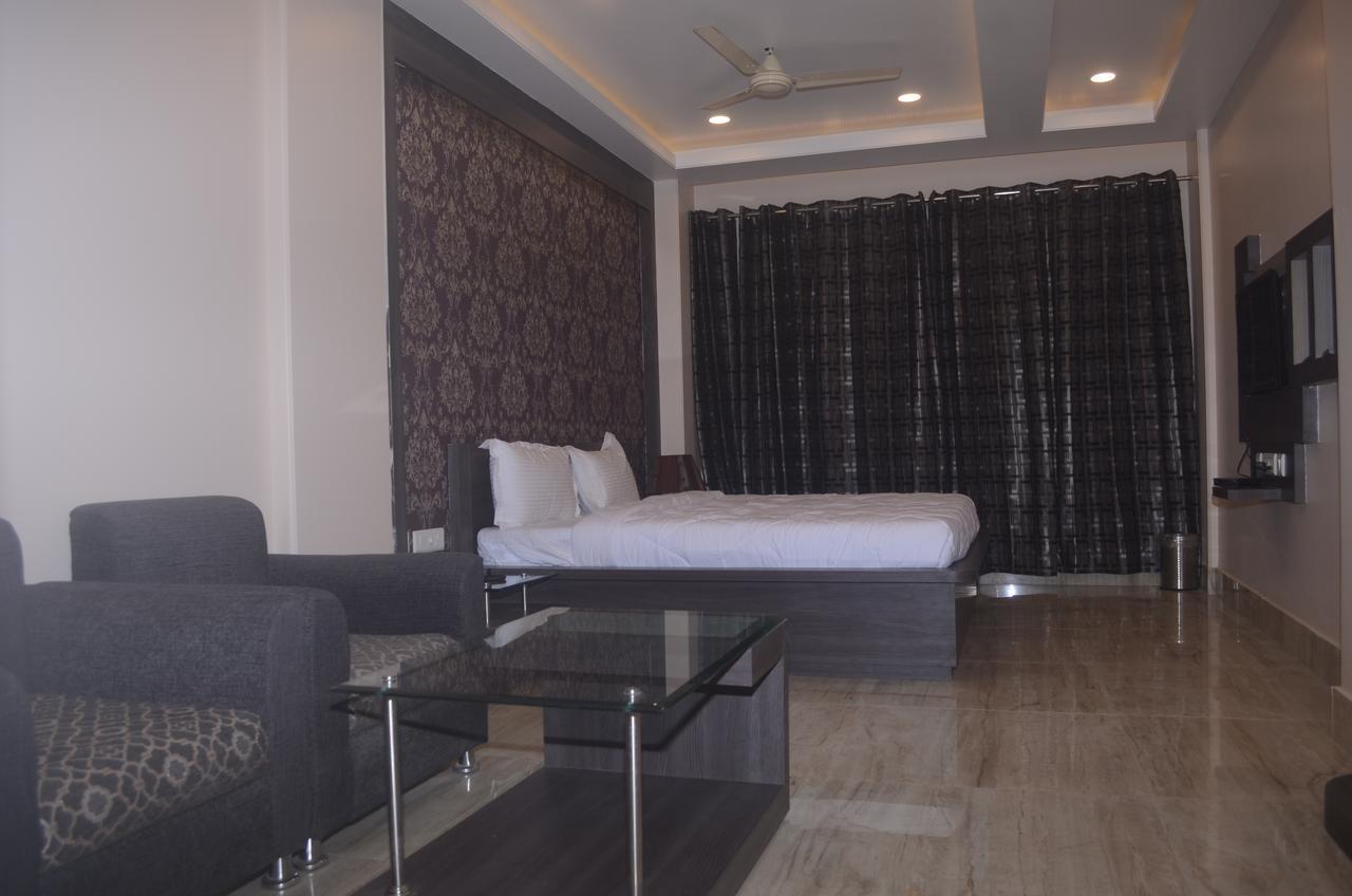 Hotel Madhuvan Palace Varanasi Bilik gambar
